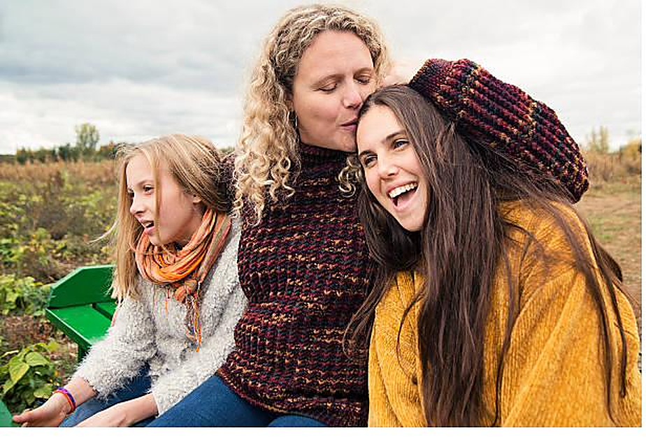Parent and child connection